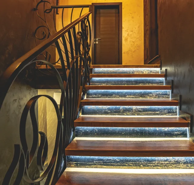 corridor-stairs-2