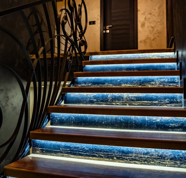 corridor-stairs-4